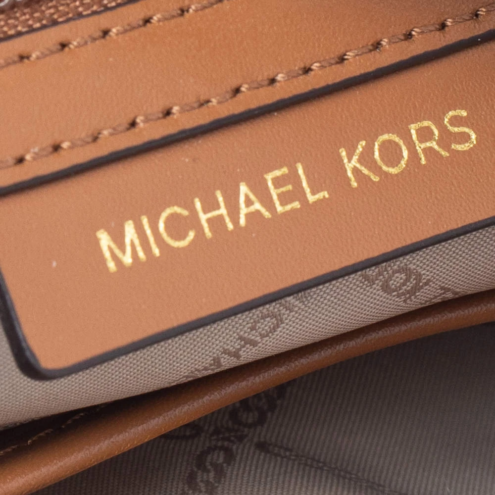 Michael Kors White/Brown Signature Canvas And Leather Large Downtown Astor Shoulder Bag For Women - Image 8