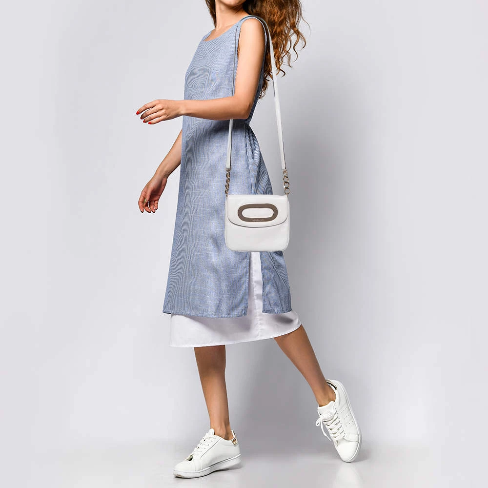 Michael Kors Off White Leather Cut Out Flap Shoulder Bag For Women - Image 2