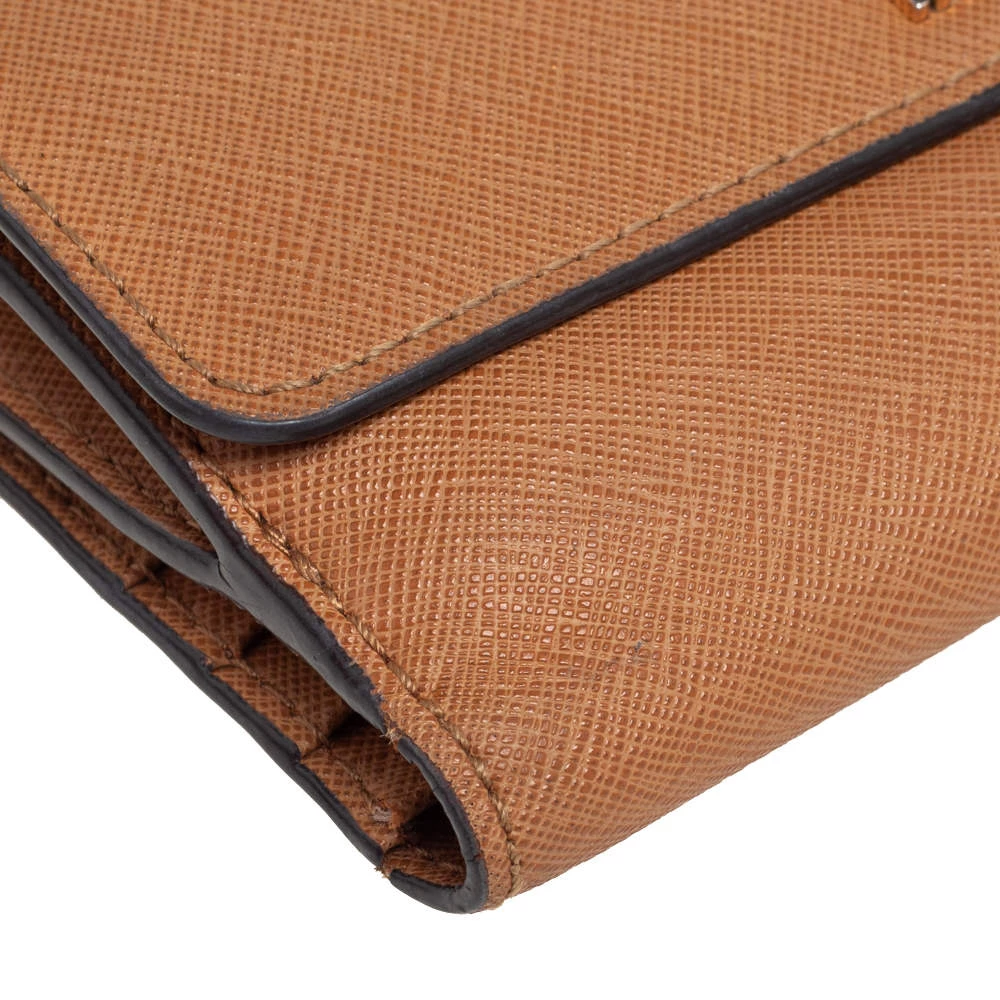 Michael Kors Tan Leather Continental Wallet For Women - Image 12