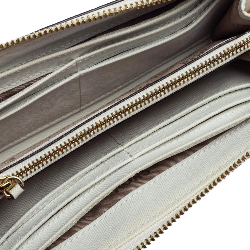 Michael Kors Off White Leather Zip Continental Wallet For Women - Image 3