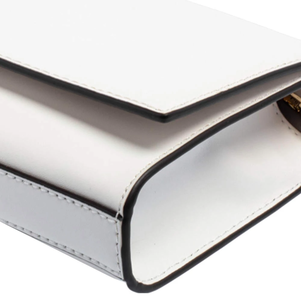 Michael Kors White Leather Mott Chain Clutch For Women - Image 13