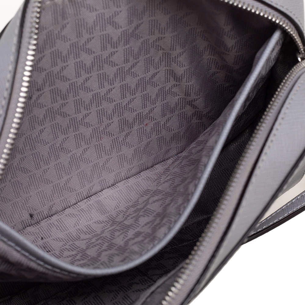 Michael Kors Grey Saffiano Leather Large Jet Set Crossbody Bag For Women - Image 7