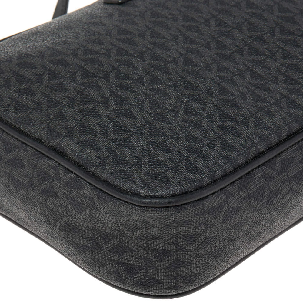 Michael Kors Grey/Black Signature Coated Canvas Jet Set Travel Crossbody Bag For Women - Image 10