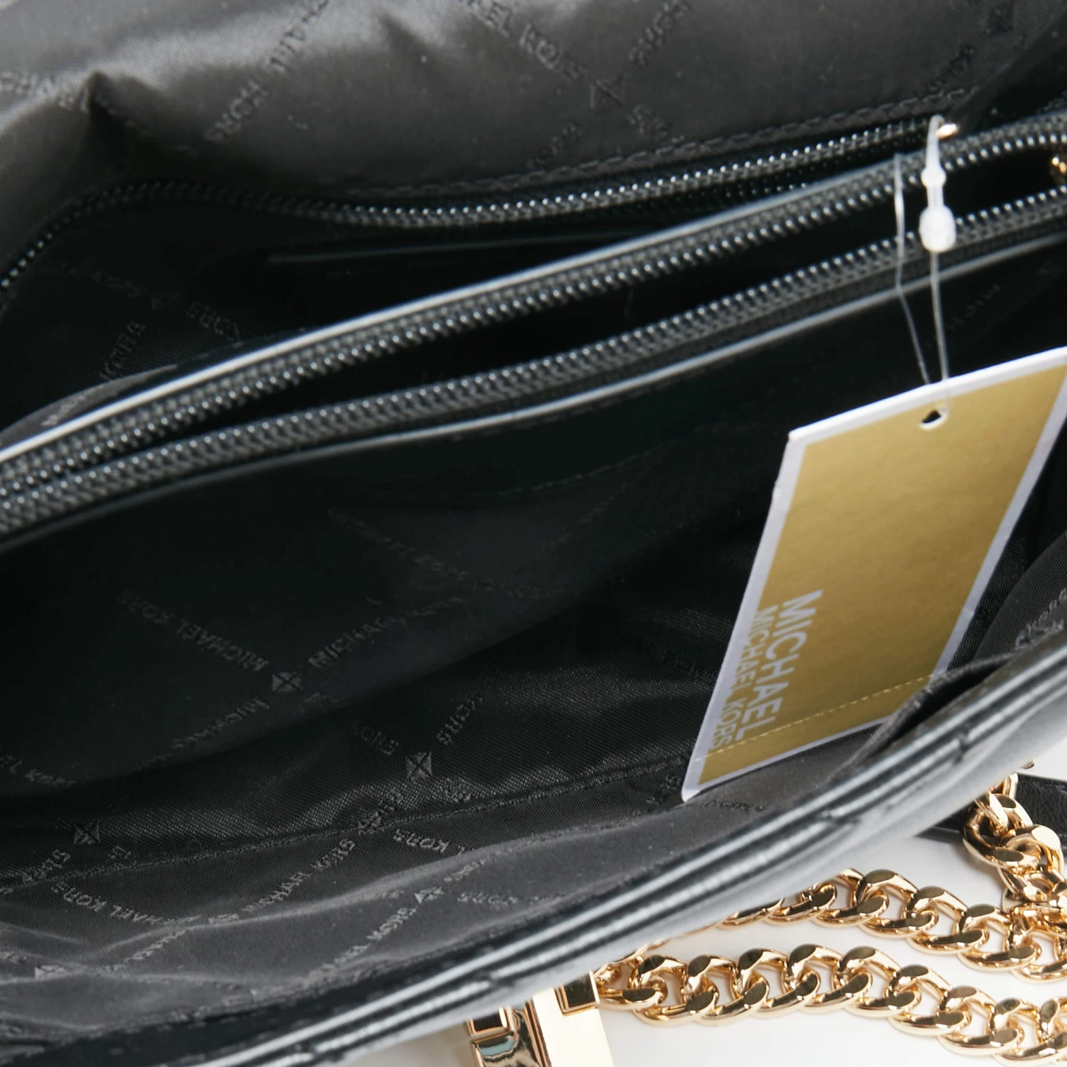 Michael Kors Black Leather Medium Peyton Shoulder Bag For Women - Image 7