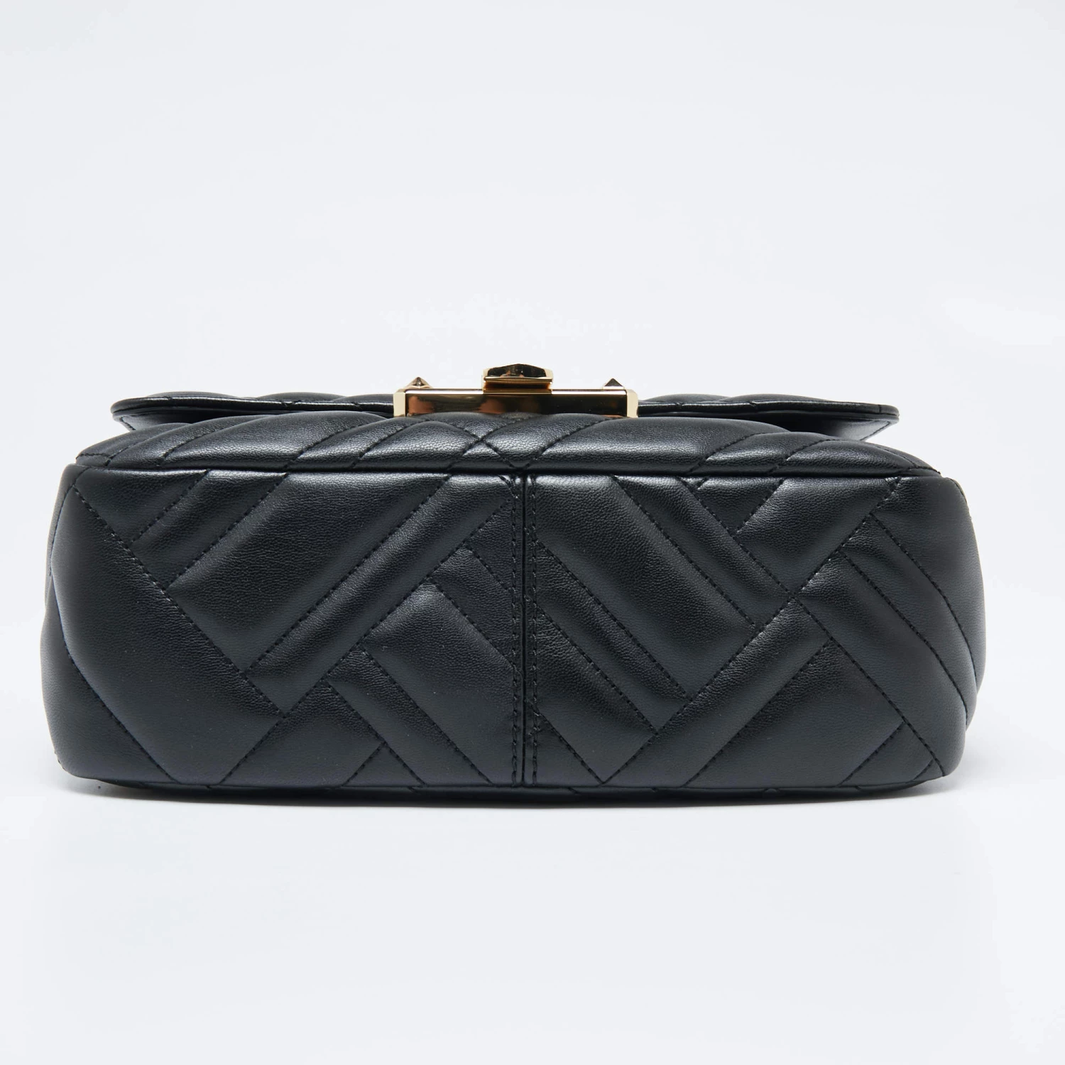 Michael Kors Black Leather Medium Peyton Shoulder Bag For Women - Image 6