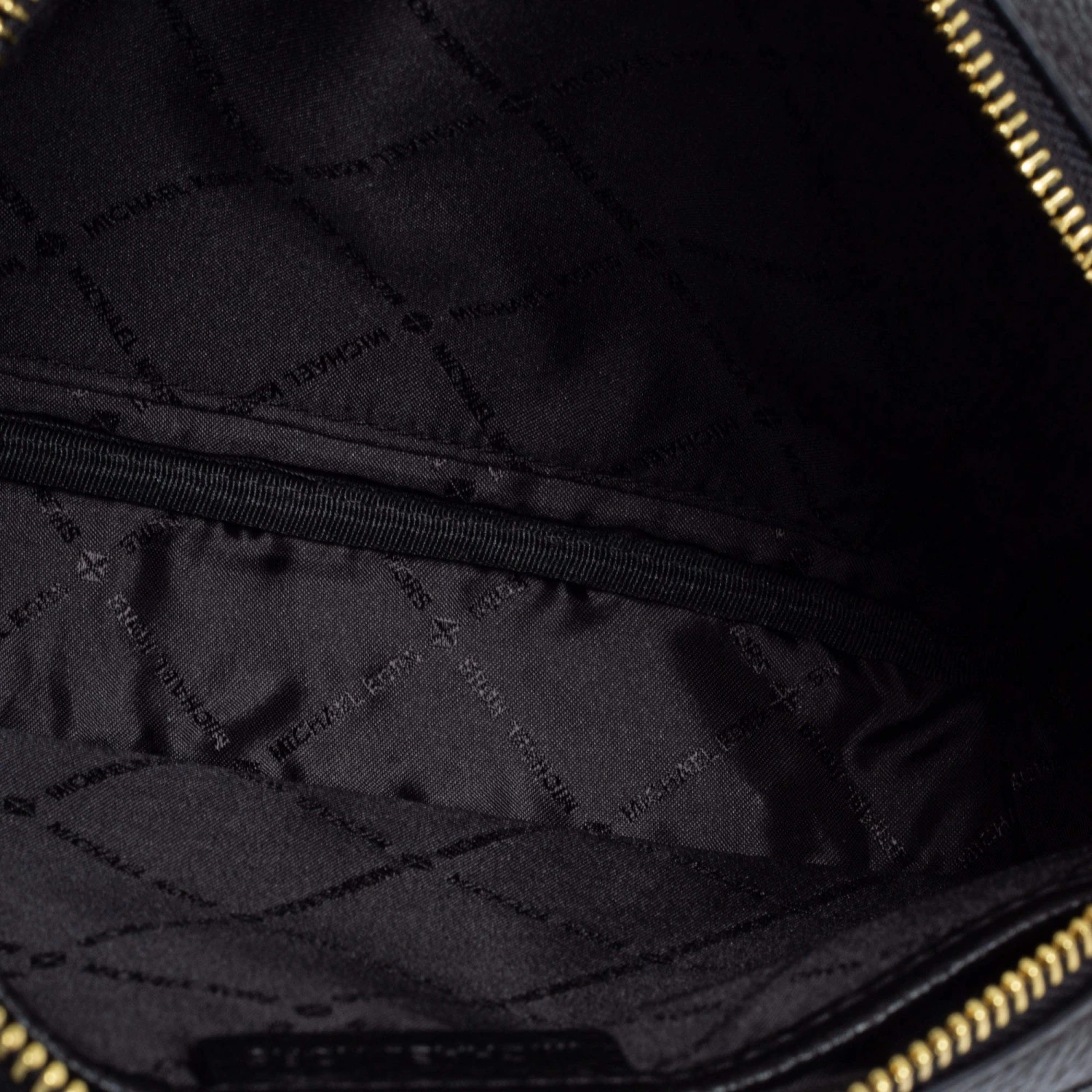 Michael Kors Black Leather Shoulder Bag For Women - Image 8