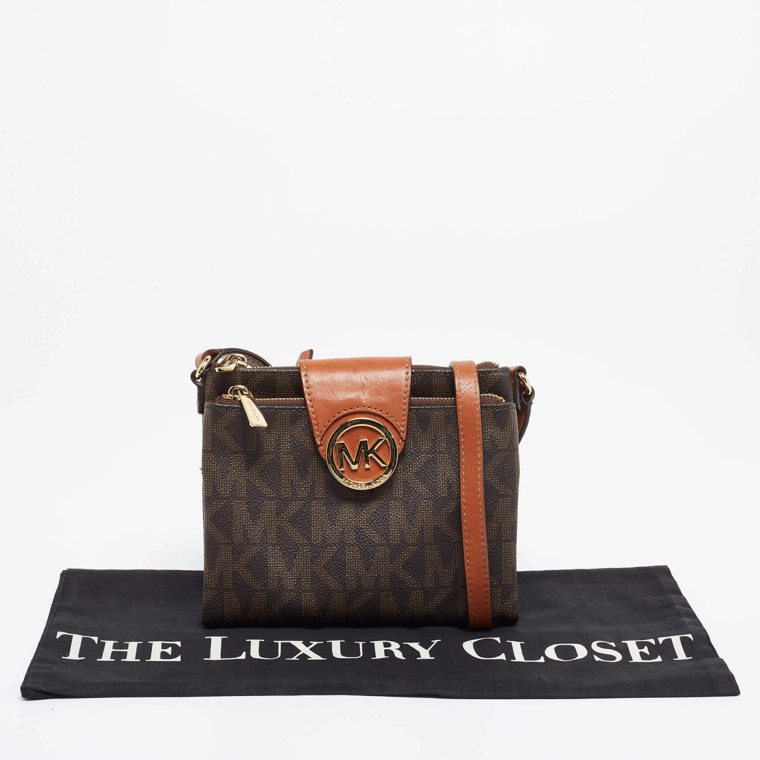 Michael Kors Brown Signature Coated Canvas And Leather Fulton Crossbody Bag For Women - Image 11