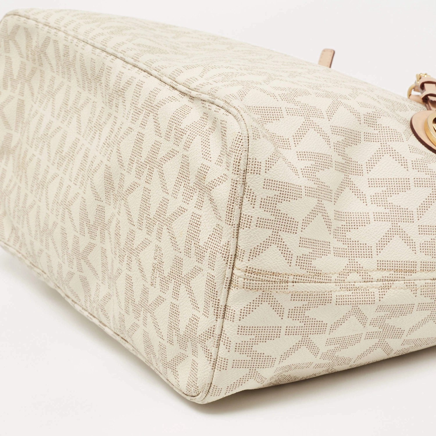 Michael Kors Off White Signature Coated Canvas And Leather Travel Tote For Women - Image 14