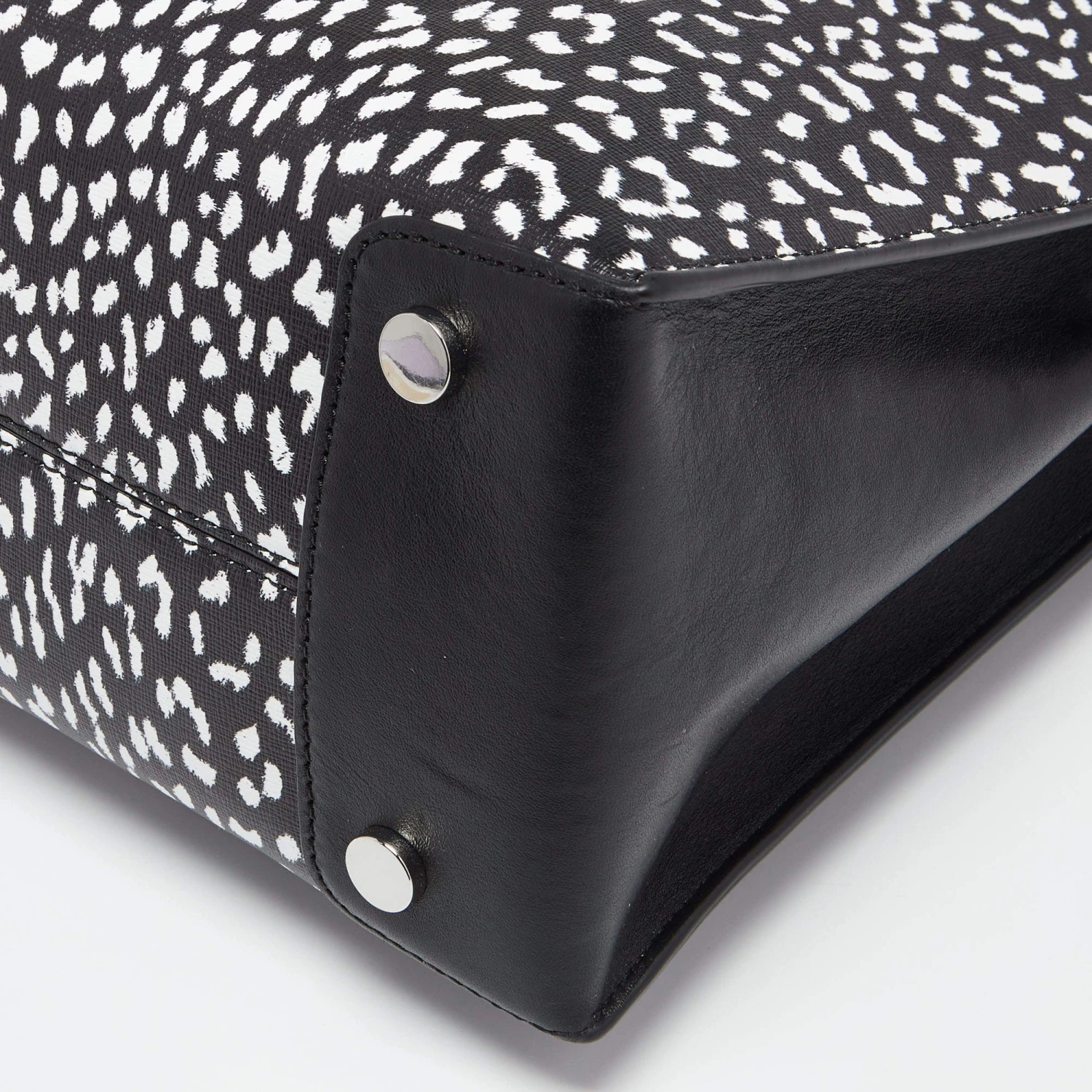 Michael Kors Black/White Leopard Print Leather Large Mercer Tote For Women - Image 10