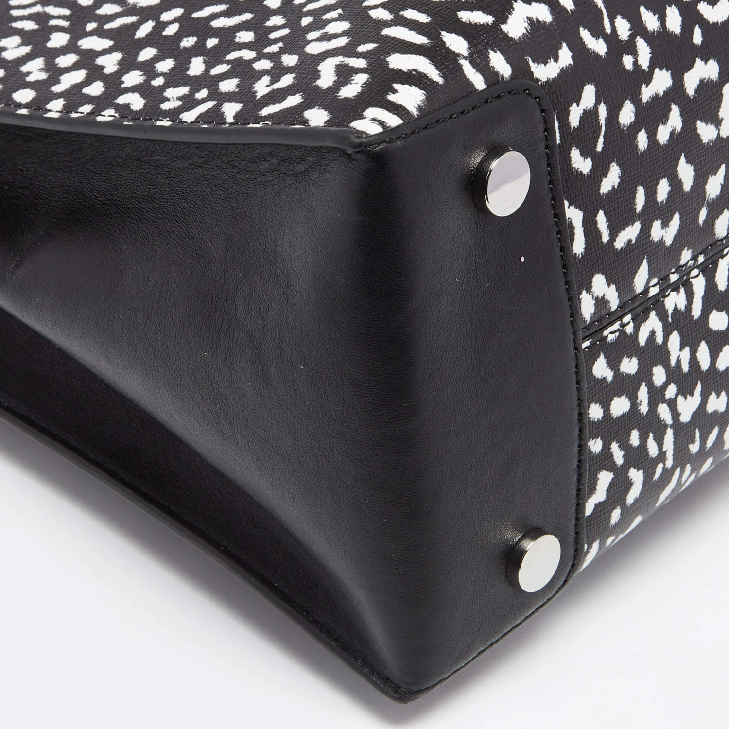 Michael Kors Black/White Leopard Print Leather Large Mercer Tote For Women - Image 11