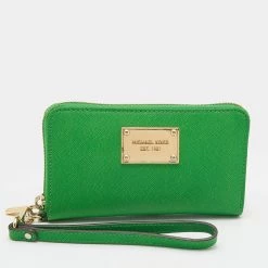 Michael Kors Green Leather Jet Set Zip Around Wristlet Wallet For Women