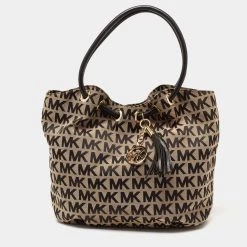 Michael Kors Beige/Black Signature Canvas And Leather Jet Set Drawstring Bag For Women