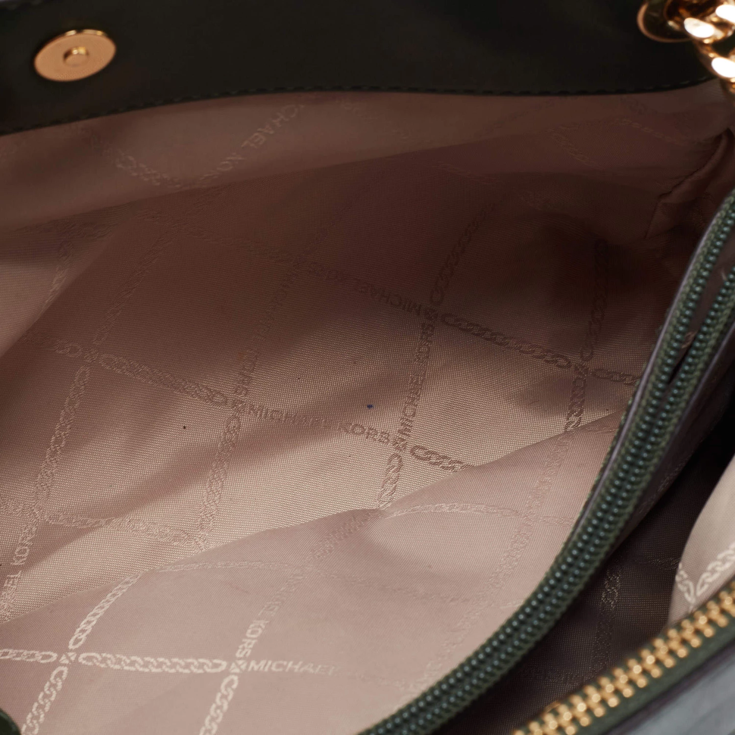 Michael Kors Green Quilted Leather Susan Shoulder Bag For Women - Image 7