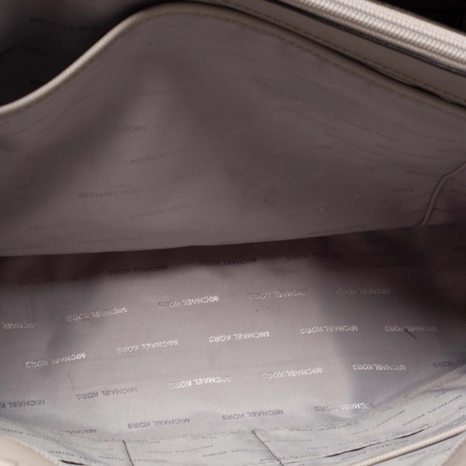 Michael Kors Grey Saffiano Leather Jet Set Tote For Women - Image 8