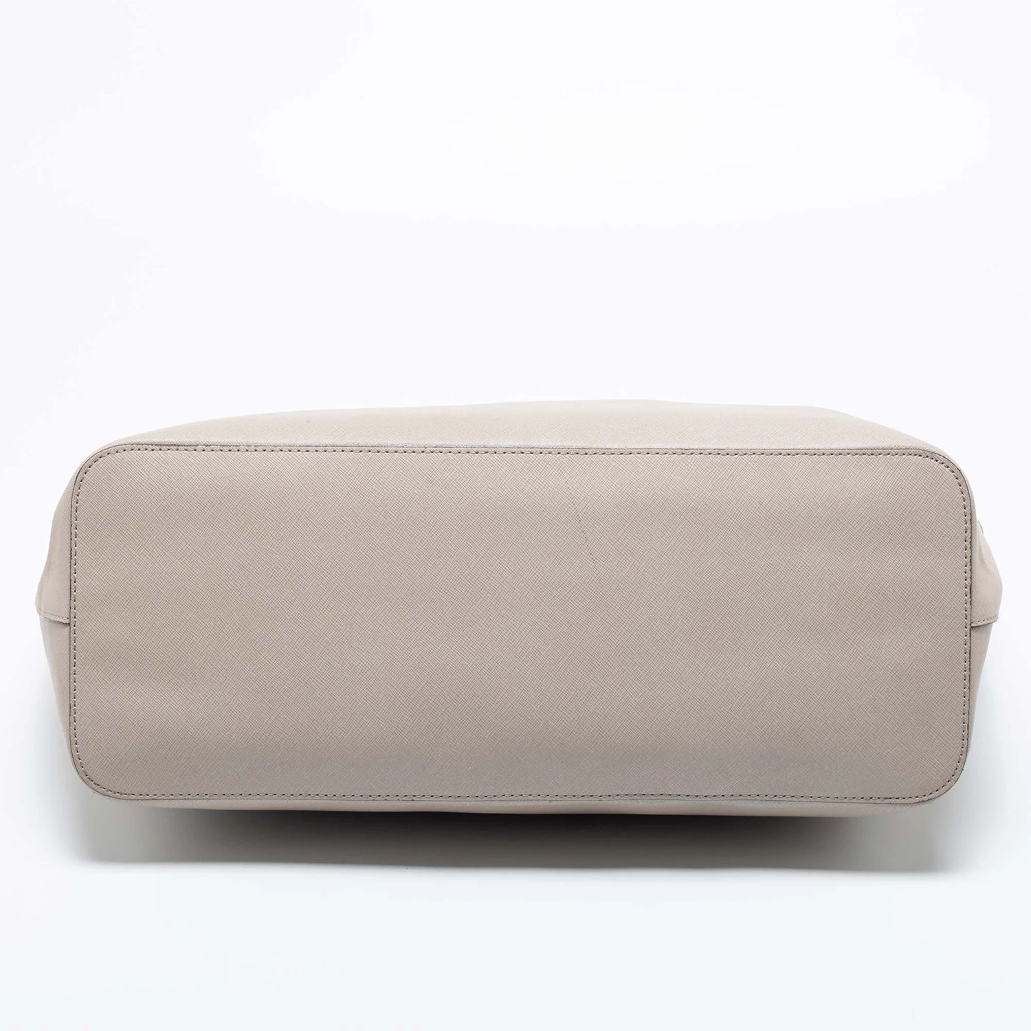 Michael Kors Grey Saffiano Leather Jet Set Tote For Women - Image 6