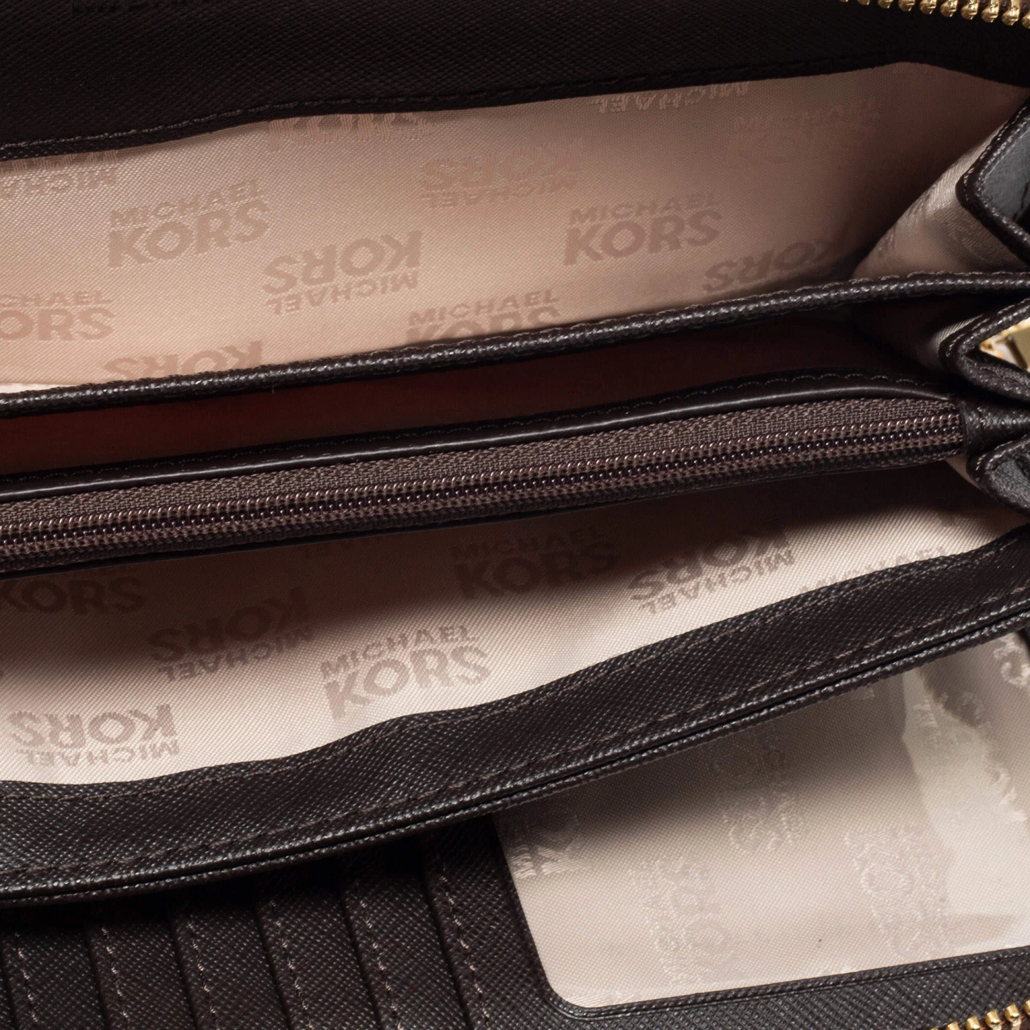 Michael Kors Beige/Brown Snakeskin Embossed Leather Jet Set Zip Around Wallet For Women - Image 5