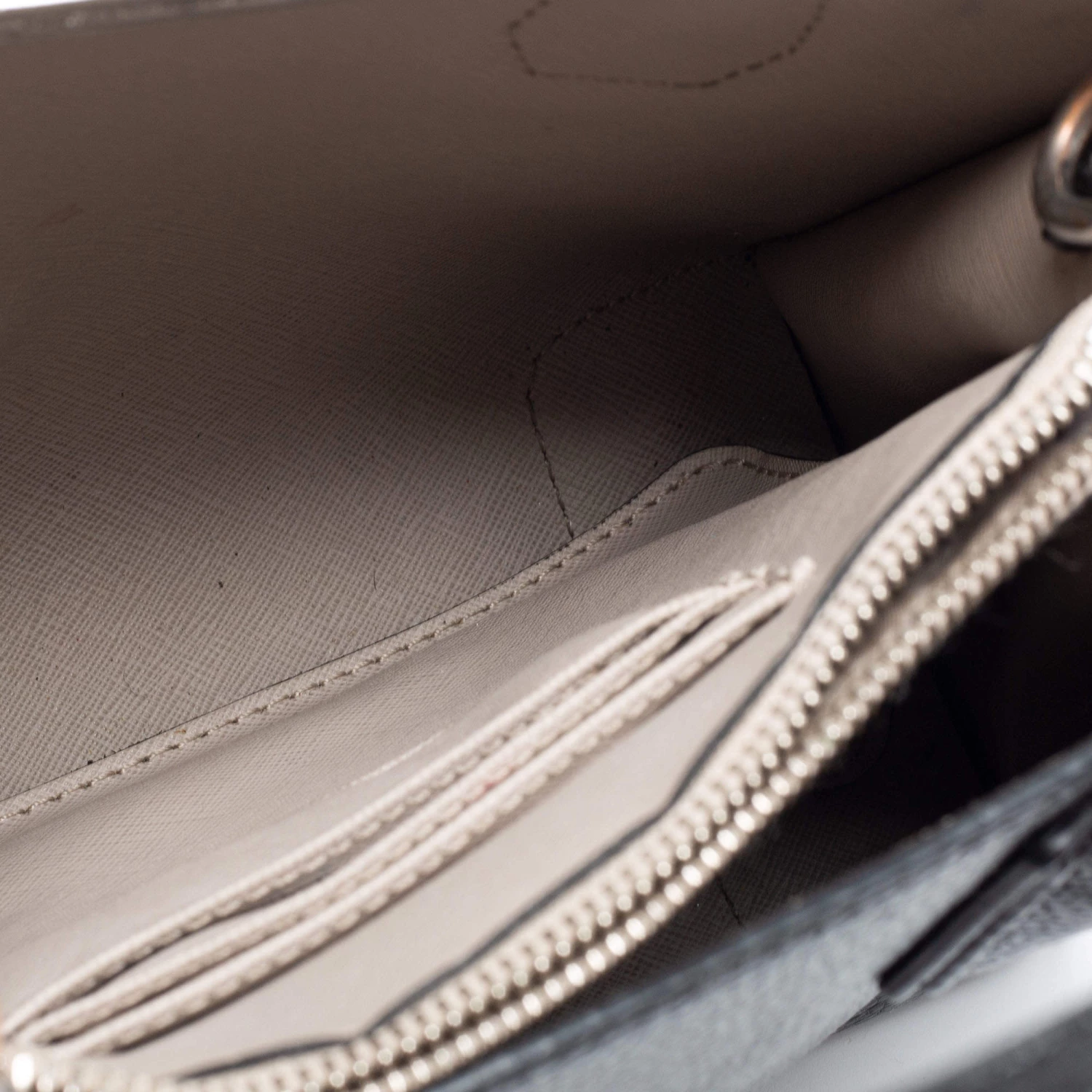 Michael Kors Black Leather Mini Mercer Satchel For Women - Image 7