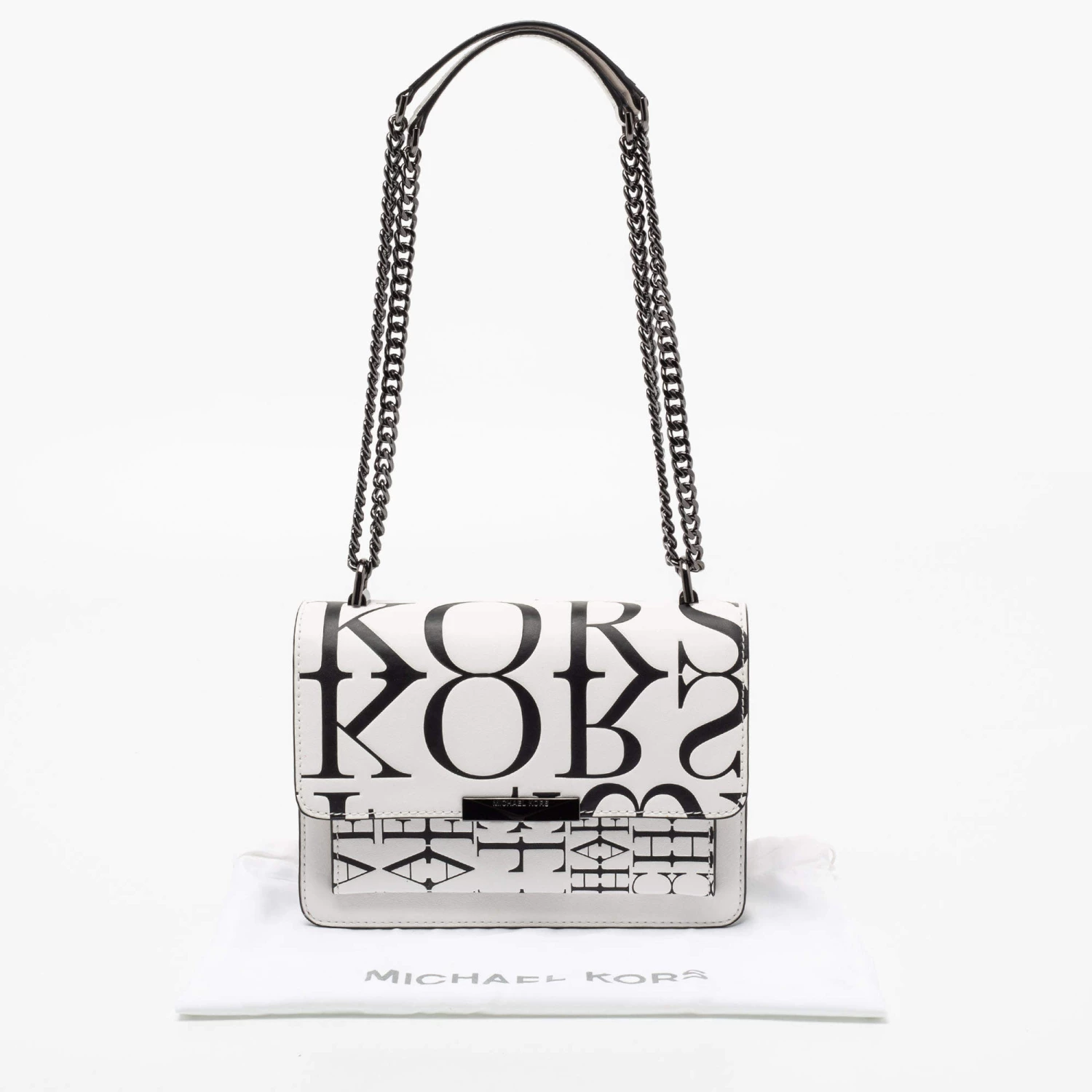 Michael Kors White Newsprint Logo Leather Jade Large Shoulder Bag For Women - Image 11