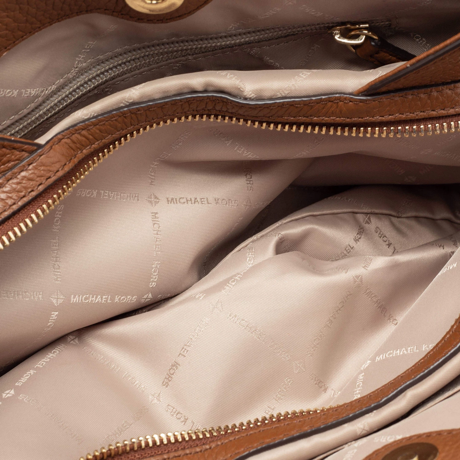 Michael Kors Beige/Brown Signature Canvas And Leather Small Susan Shoulder Bag For Women - Image 7