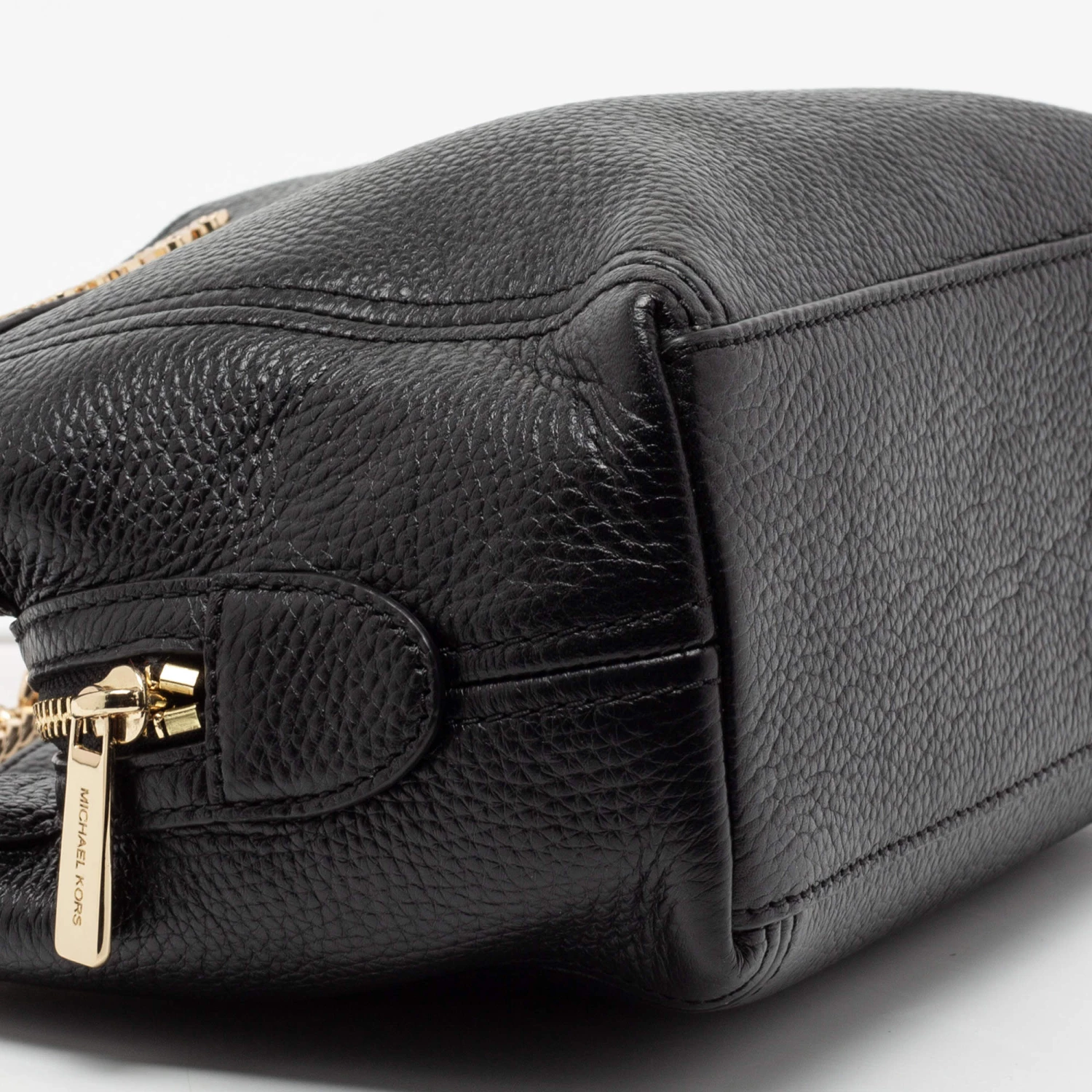 Michael Kors Black Leather Jet Set Chain Shoulder Bag For Women - Image 11