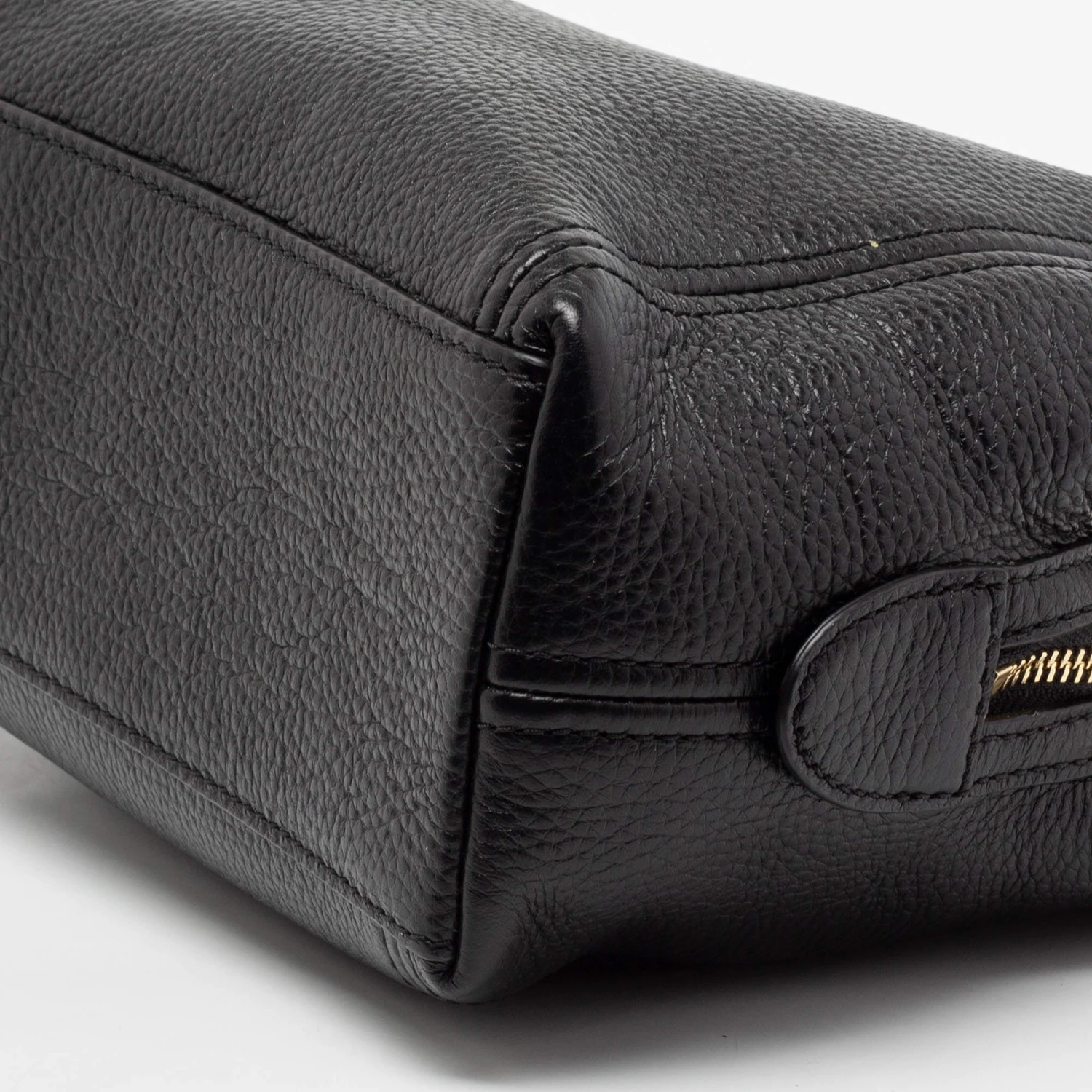 Michael Kors Black Leather Jet Set Chain Shoulder Bag For Women - Image 12